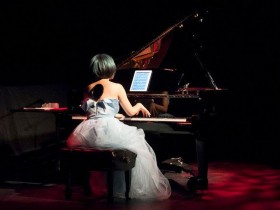 钢琴家柴琼妍博士谈学钢琴四大误区