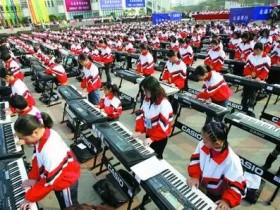 为什么不建议给孩子选电子琴做入门乐器