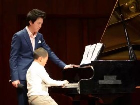 李云迪谈钢琴课:要给孩子定目标